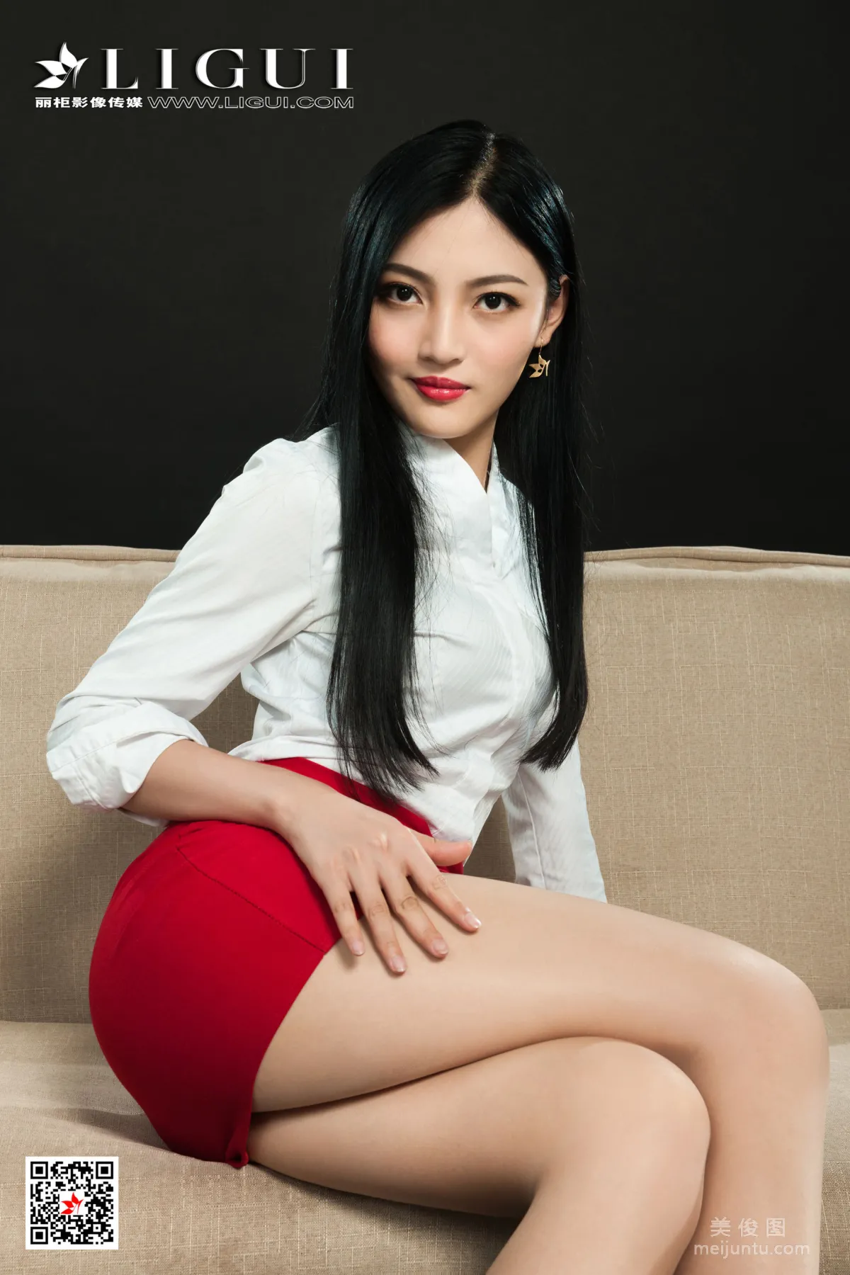 [丽柜Ligui]  小凡 《醉享丝欲》 丝足写真12
