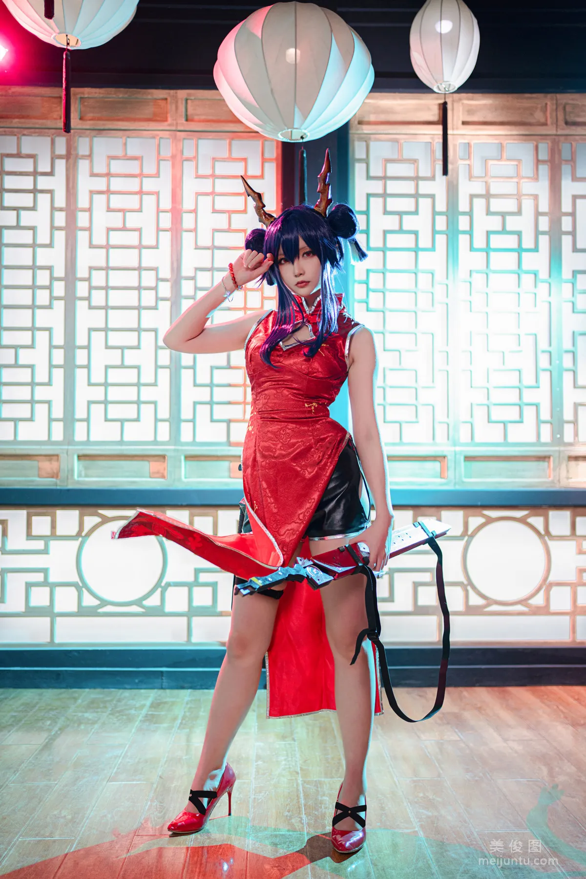 [Cosplay Photos] Xingzhi Chichi, Arknights Chen photo 18