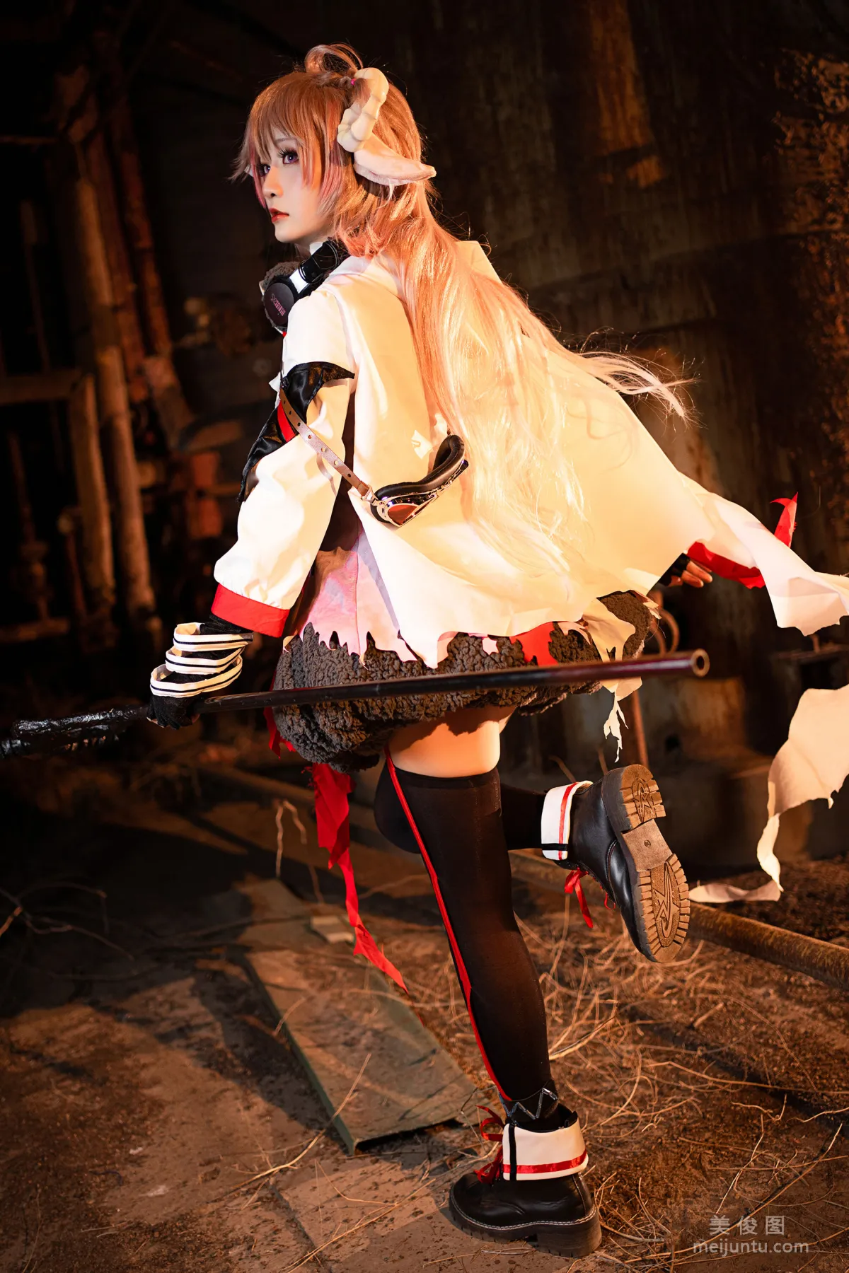 [Cosplay Photo Set] Xingzhi Chichi, Arknights Eyjafjalla photo 8