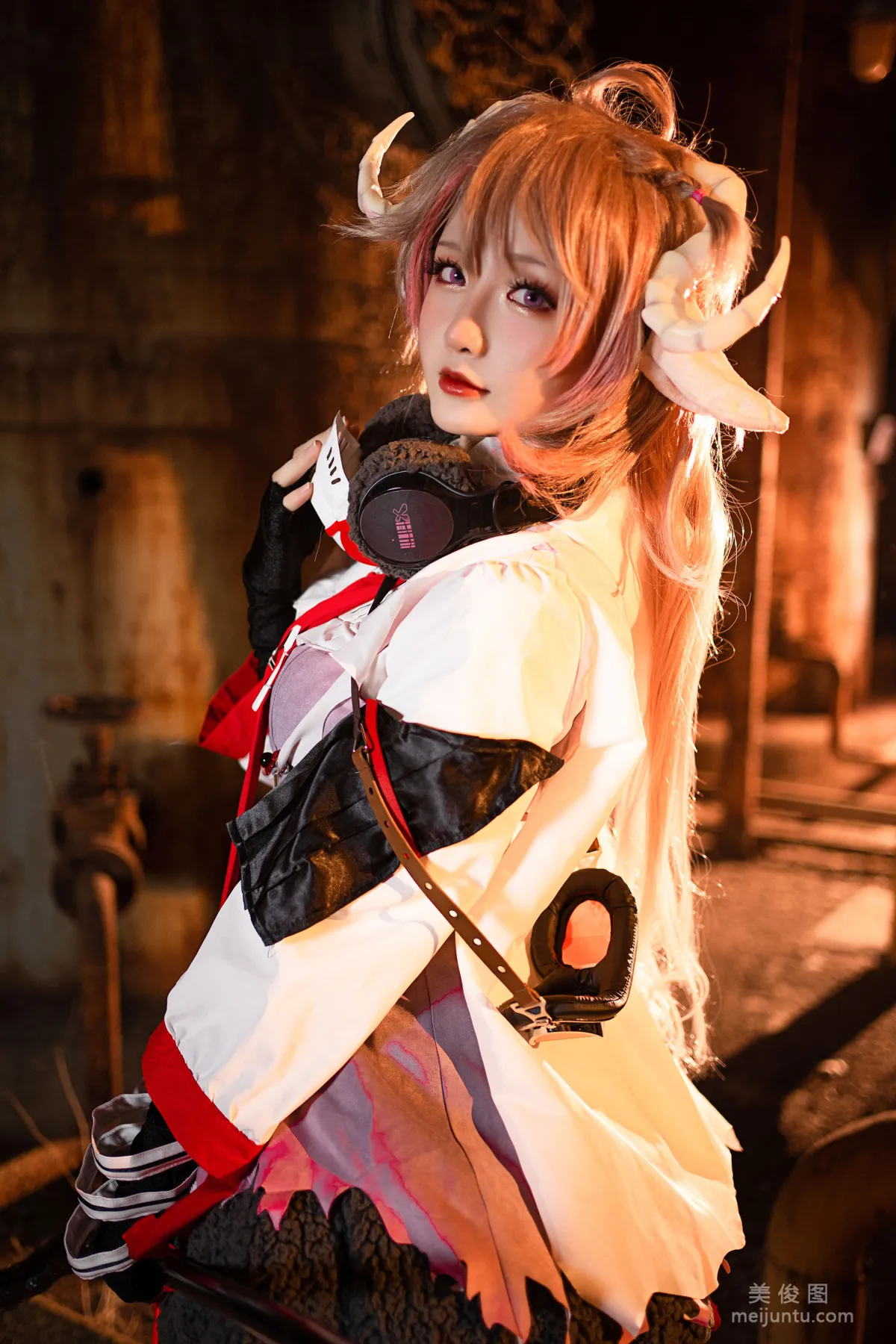 [Cosplay Photo Set] Xingzhi Chichi, Arknights Eyjafjalla photo 7