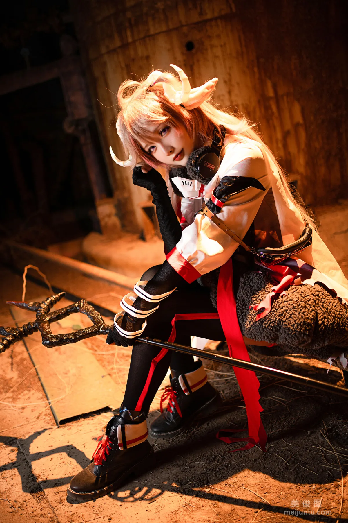 [Cosplay Photo Set] Xingzhi Chichi, Arknights Eyjafjalla photo 10