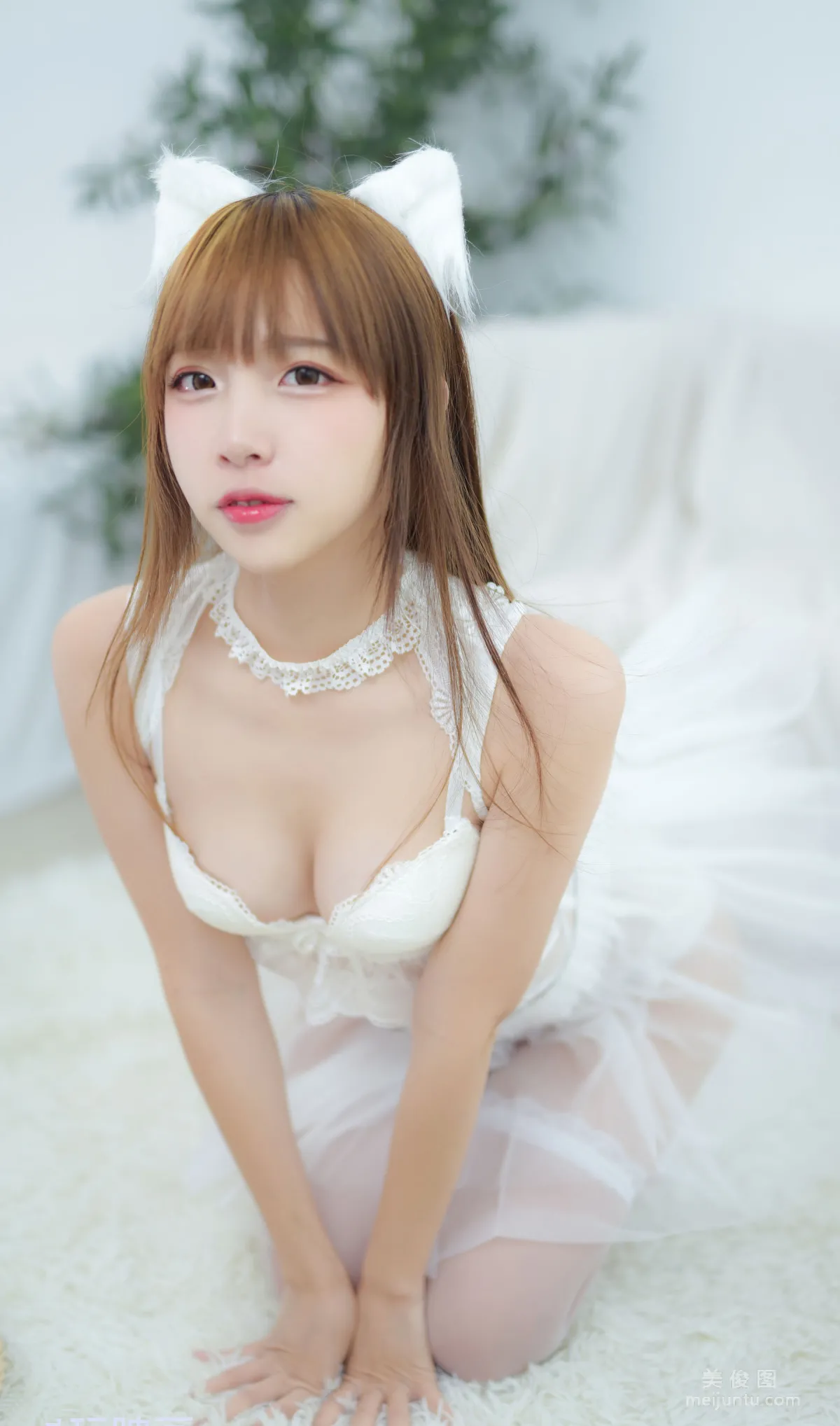 Erzuo Nisa: Web Idols photo 25