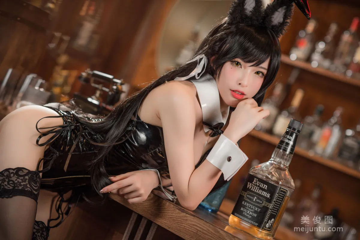 Goddess Qingshui Younai - Atago Bunny Girl photo 2