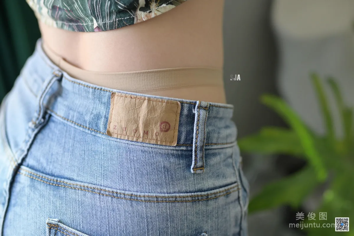 [SJA] New Issue SJA013 Jia Ye, River, Tight Jeans and Beautiful Legs Photos photo 4