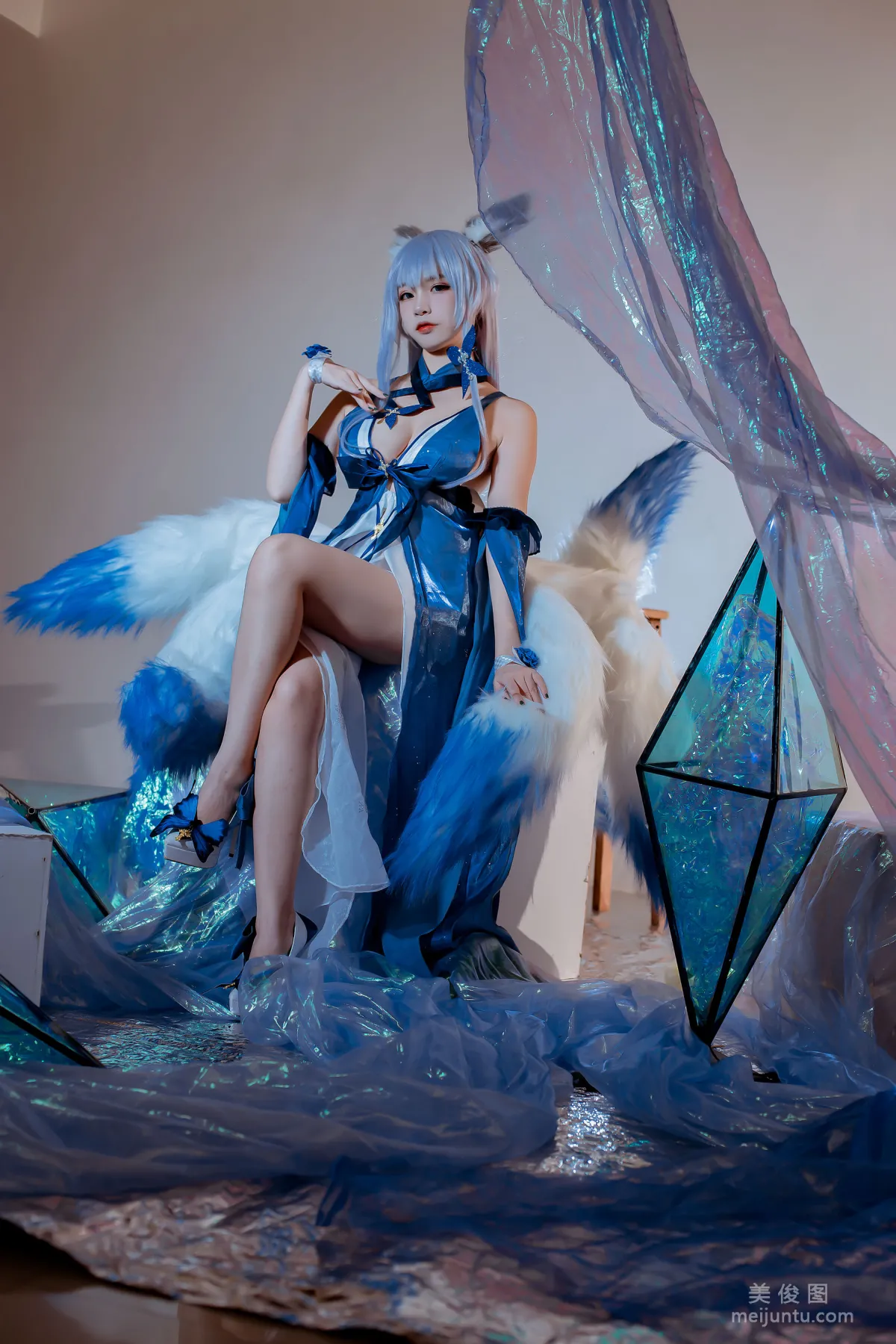 Erzuo Nisa: Web Idols photo 6