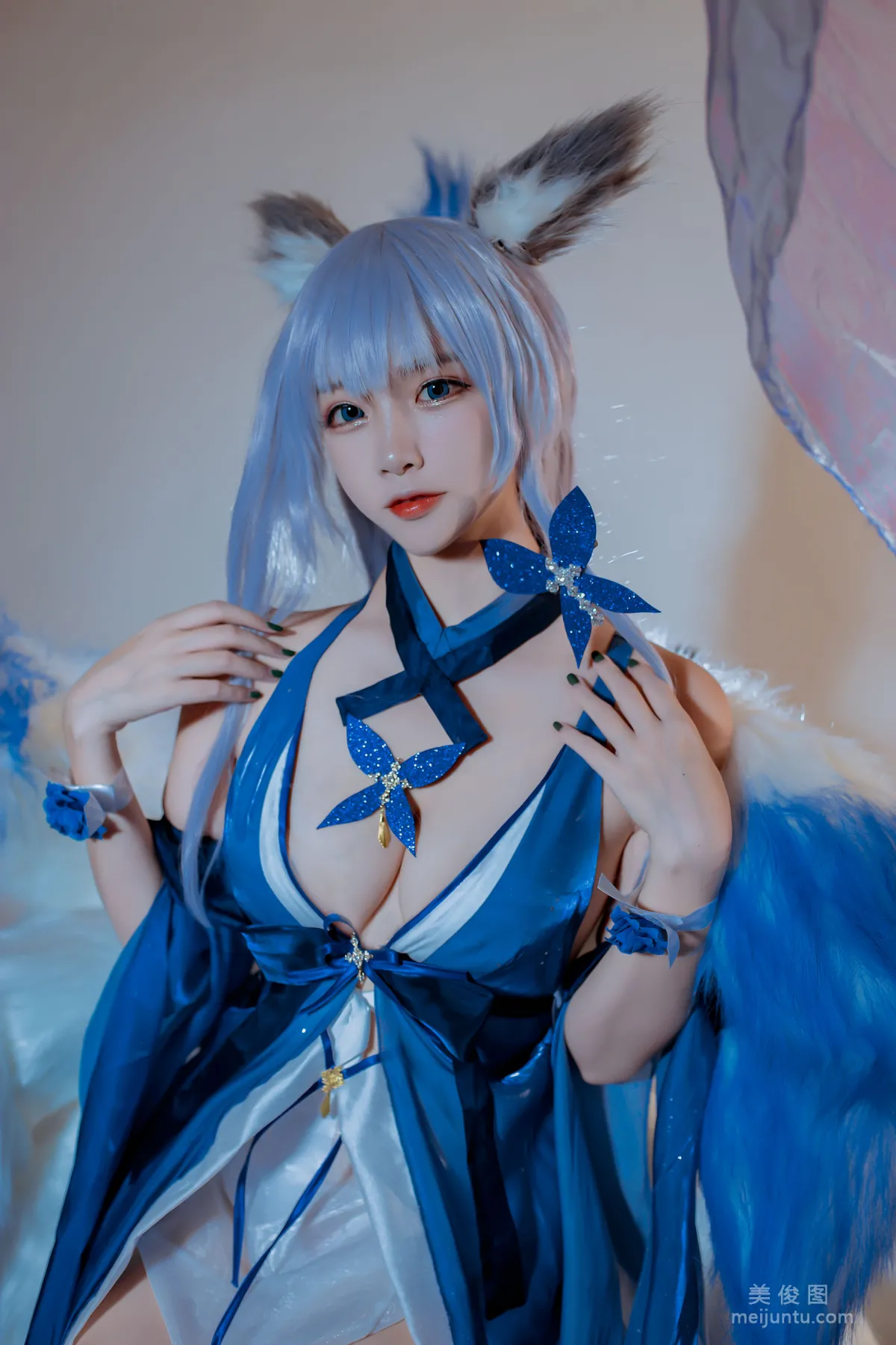 Erzuo Nisa: Web Idols photo 10