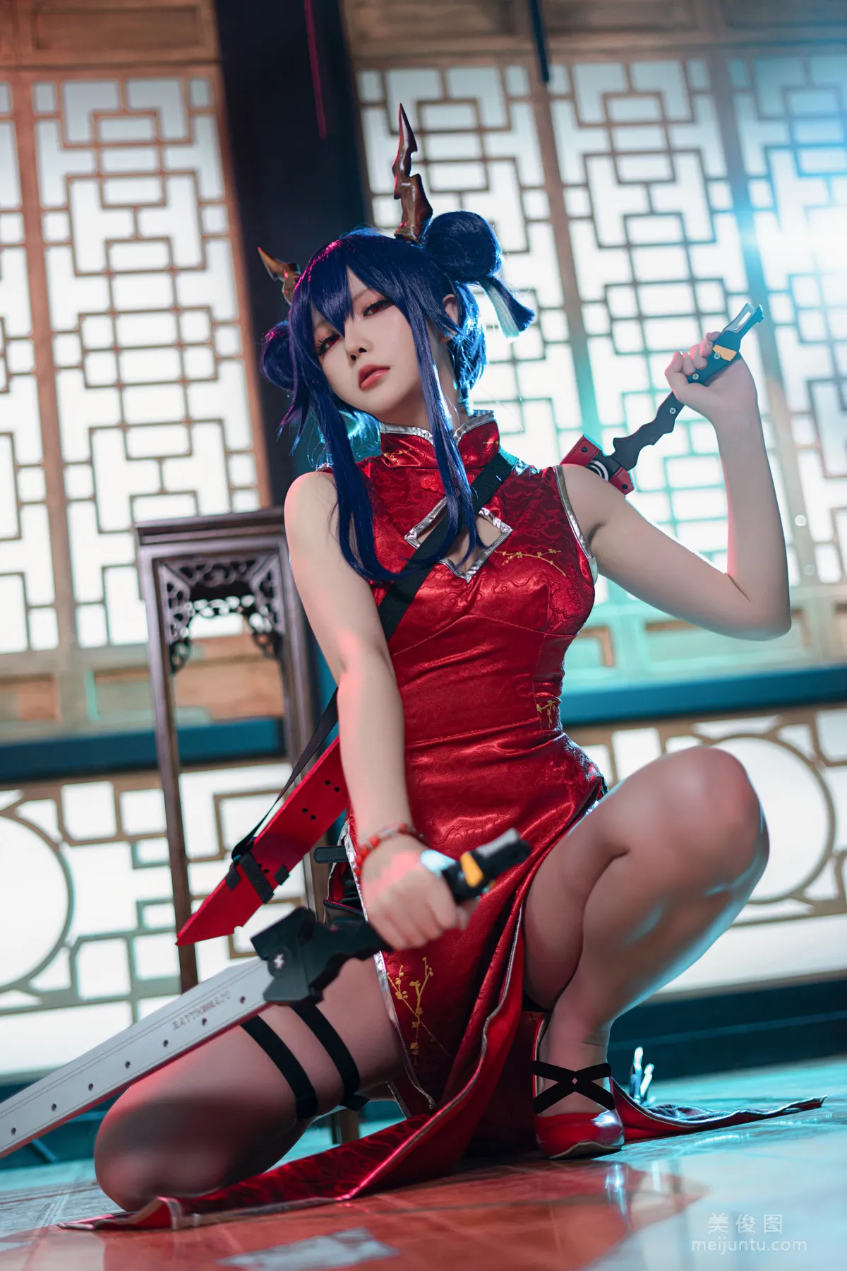 [Cosplay Photos] Xingzhi Chichi, Arknights Chen photo 6