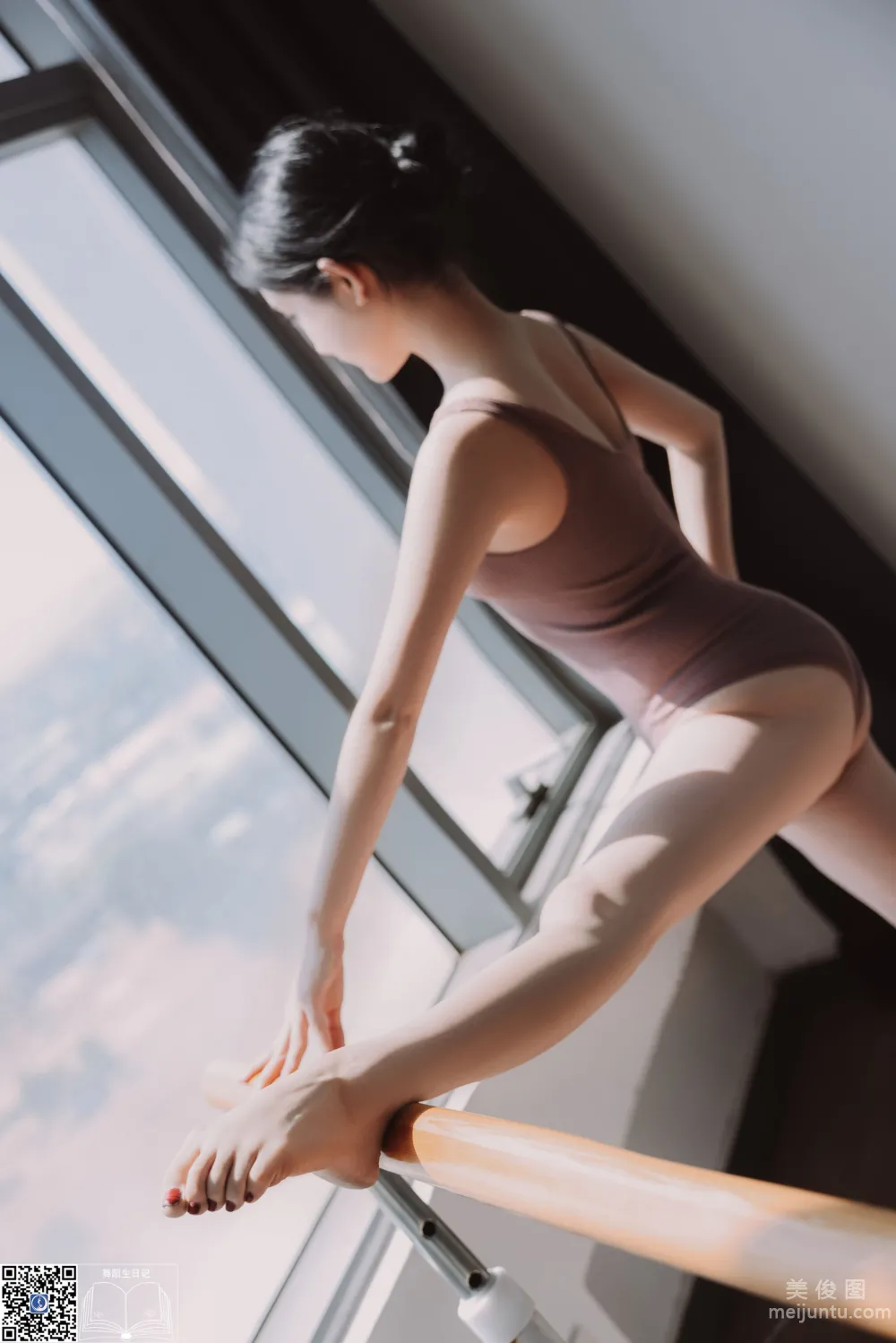[GALLI] Dance Diary, 007 Shan Shan 2, Set photo 15