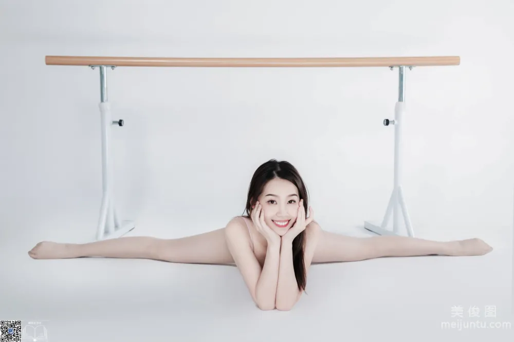 [GALLI] Dancer's Diary - 004 Tui Tui Photo Set photo 2