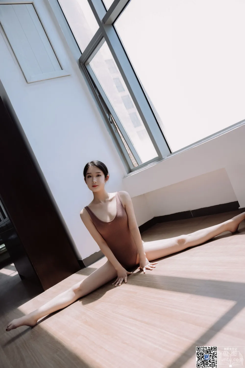 [GALLI] Dance Diary, 007 Shan Shan 2, Set photo 27