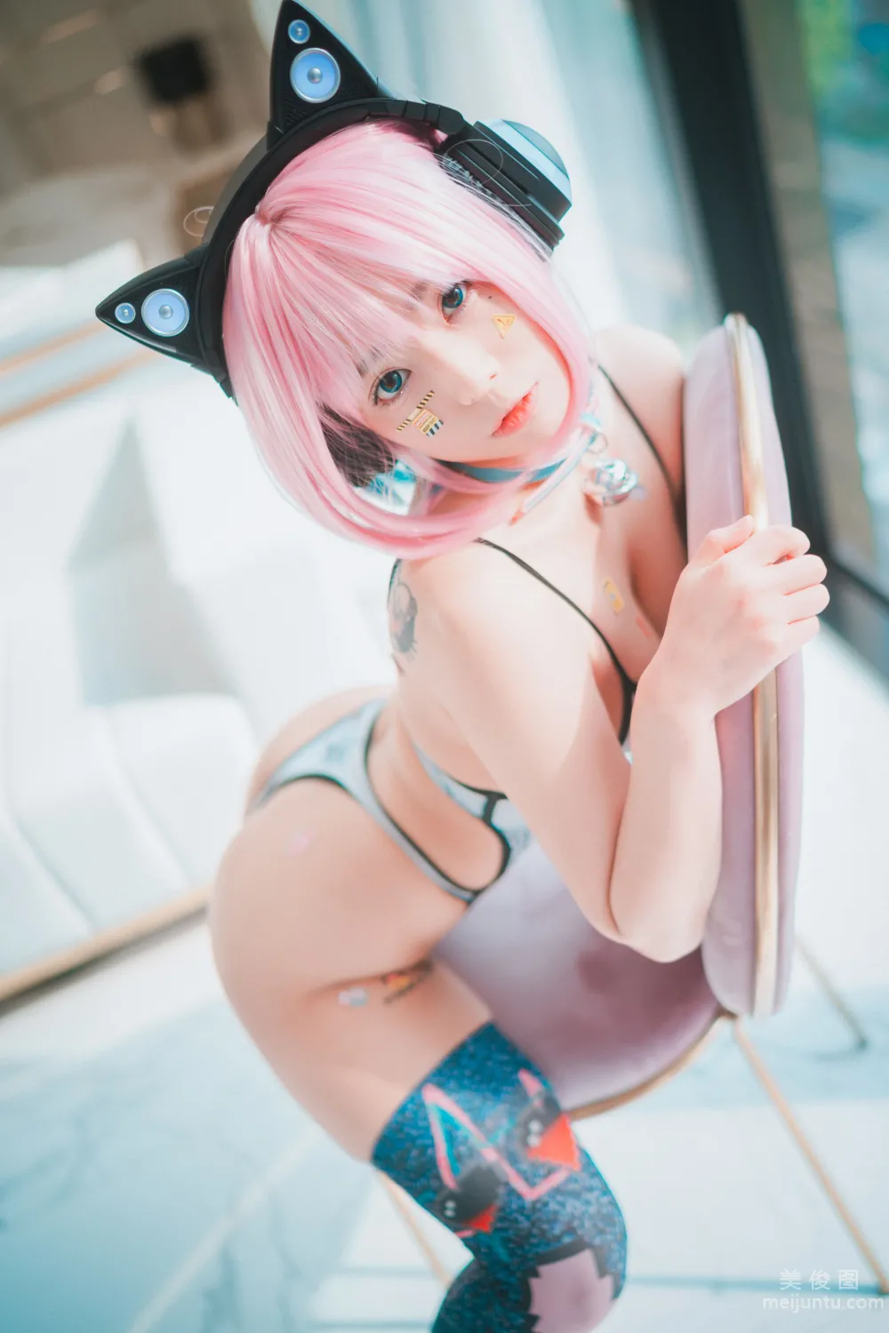 [DJAWA] Maruemon - Caution Girl x Athletic Girl Photo Set photo 22