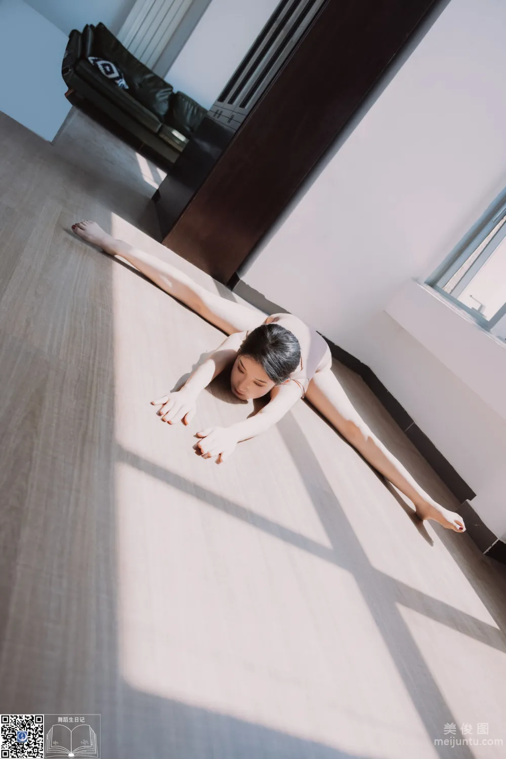 [GALLI] Dance Diary, 007 Shan Shan 2, Set photo 30