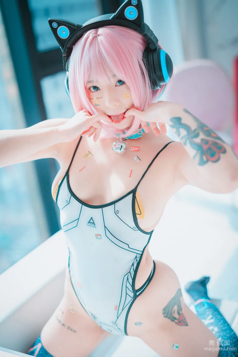 [DJAWA] Maruemon - Caution Girl x Athletic Girl Photo Set photo 6