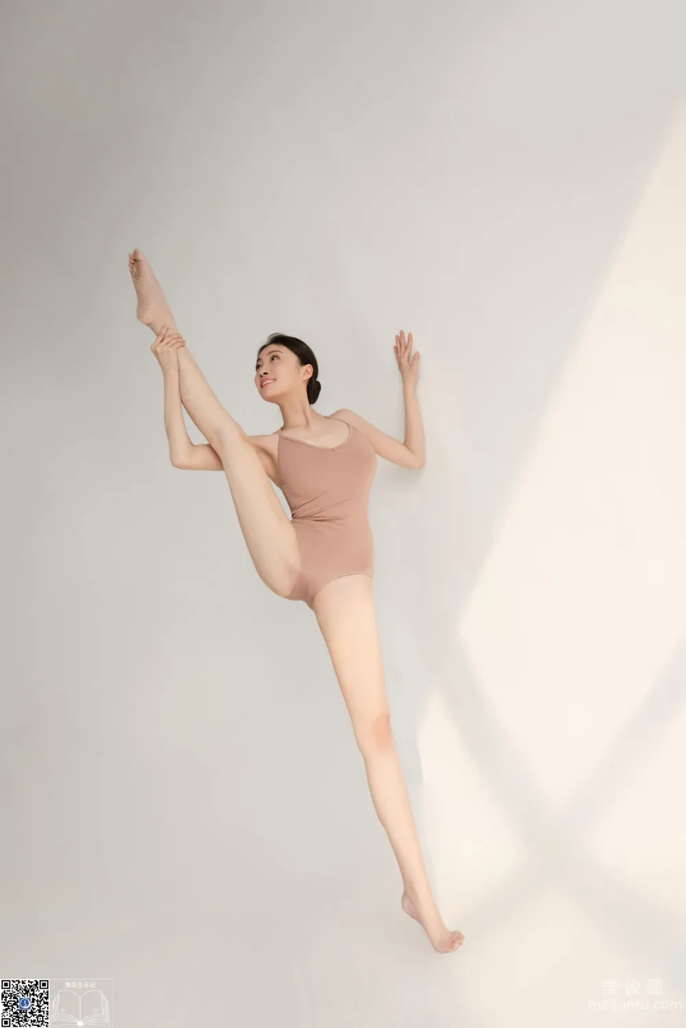 [GALLI] Dance Diary - 001 Mao Mao Photo Set photo 47