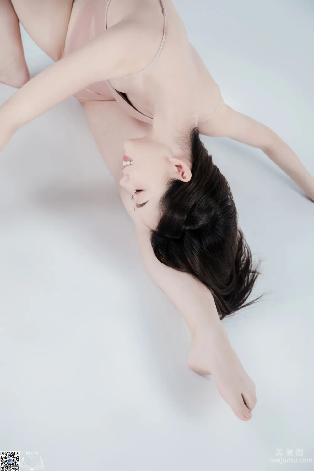 [GALLI] Dancer's Diary - 004 Tui Tui Photo Set photo 40