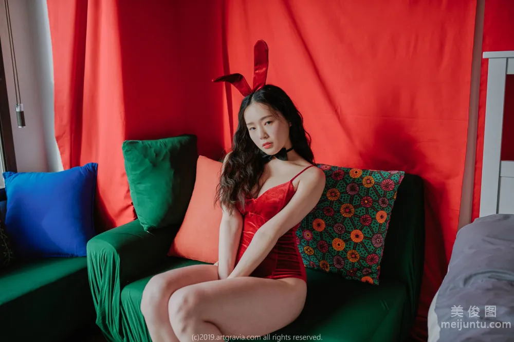 [ARTGRAVIA] VOL.127 Pia, Sexy Bunny Girl and Catwoman Photos photo 2