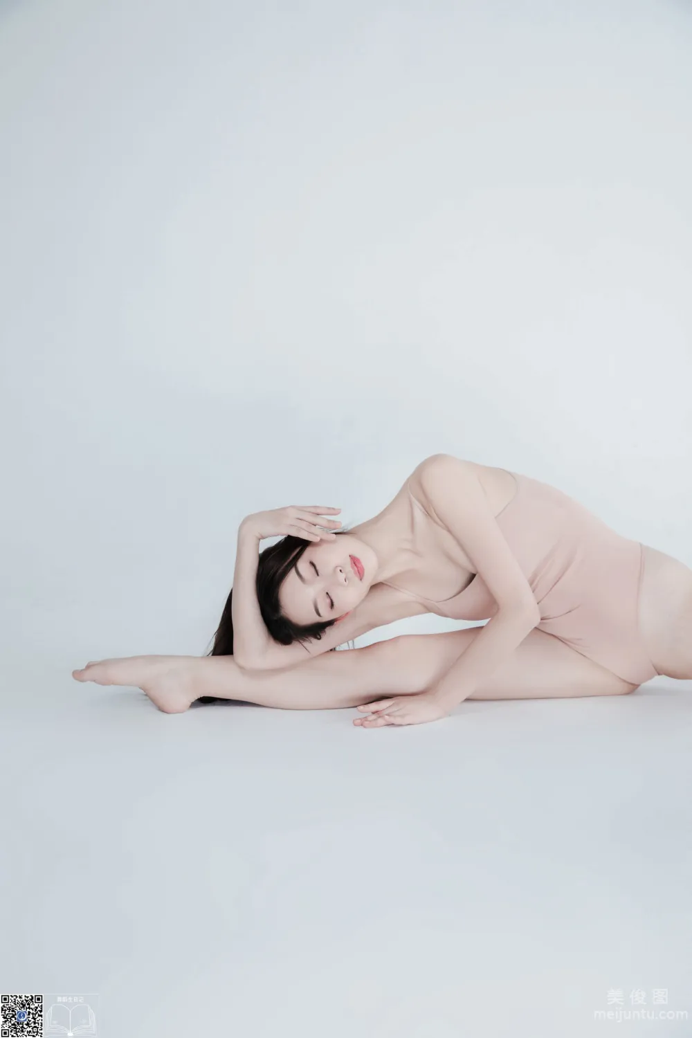 [GALLI] Dancer's Diary - 004 Tui Tui Photo Set photo 38