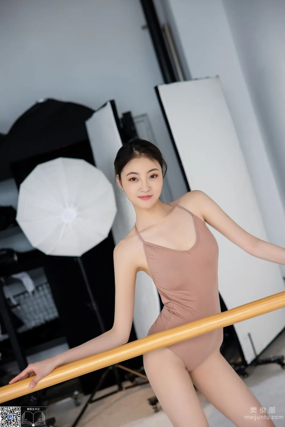 [GALLI] Dance Diary - 001 Mao Mao Photo Set photo 54
