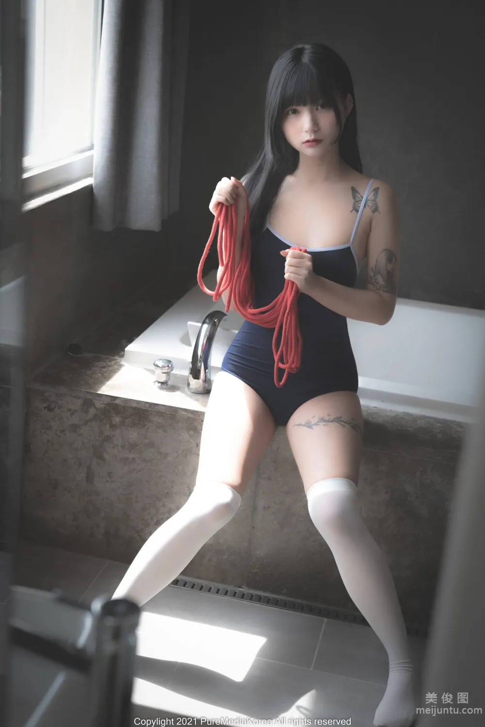 [PURE MEDIA] Vol.073 - Hizzy 絲襪制服SM誘惑 2