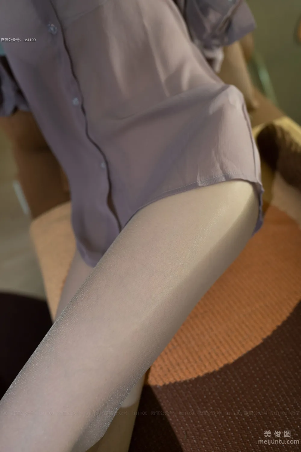 [ISS] Suan Suan - Pink Shirt Photo Set photo 5