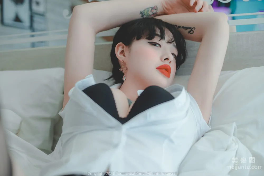 [PURE MEDIA] Vol.081 - Seolhwa - Black Stockings and Curves Temptation photo 29