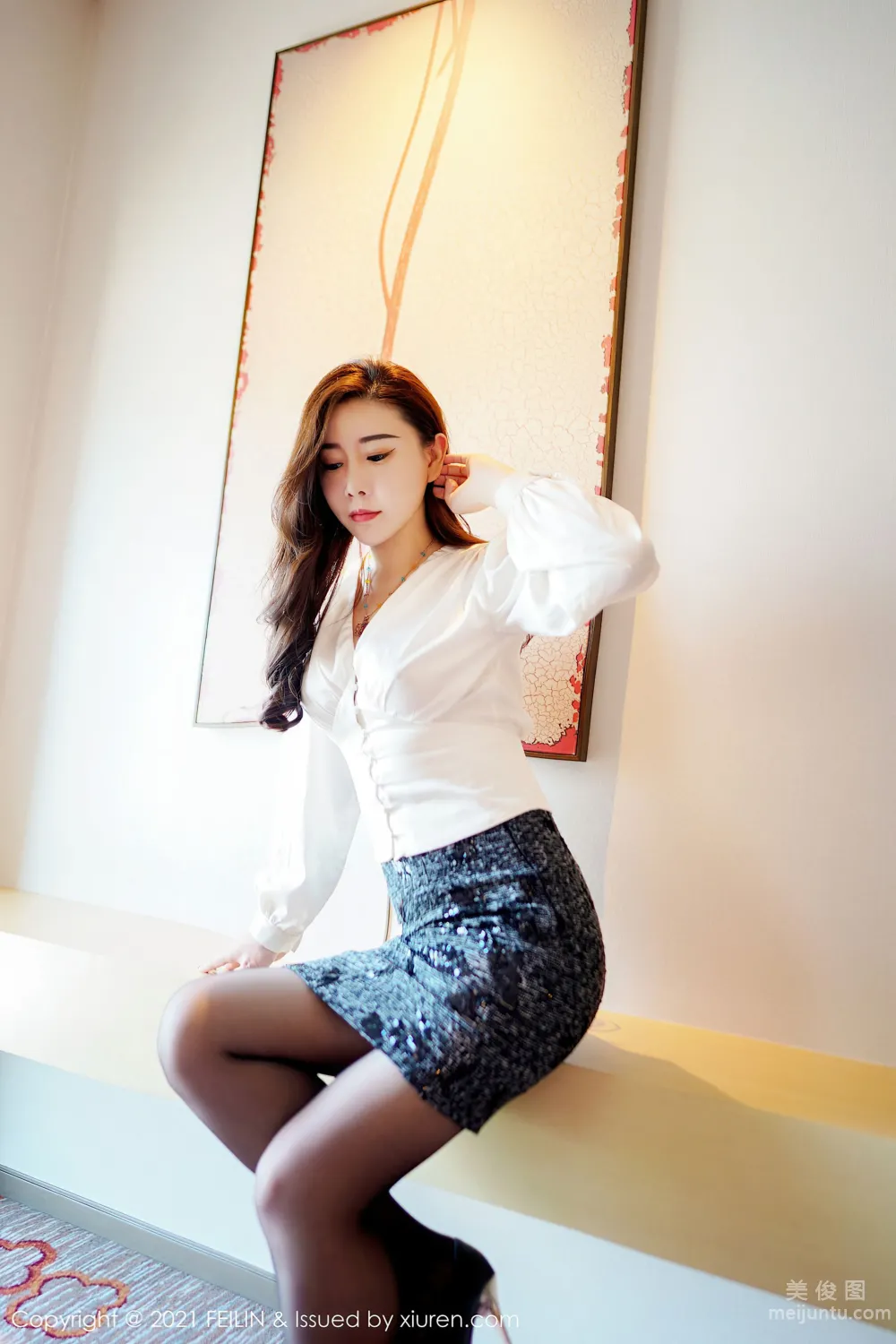 [嗲囡囡FEILIN] VOL.400 王婉悠Queen - 经典都市OL与情趣服饰7