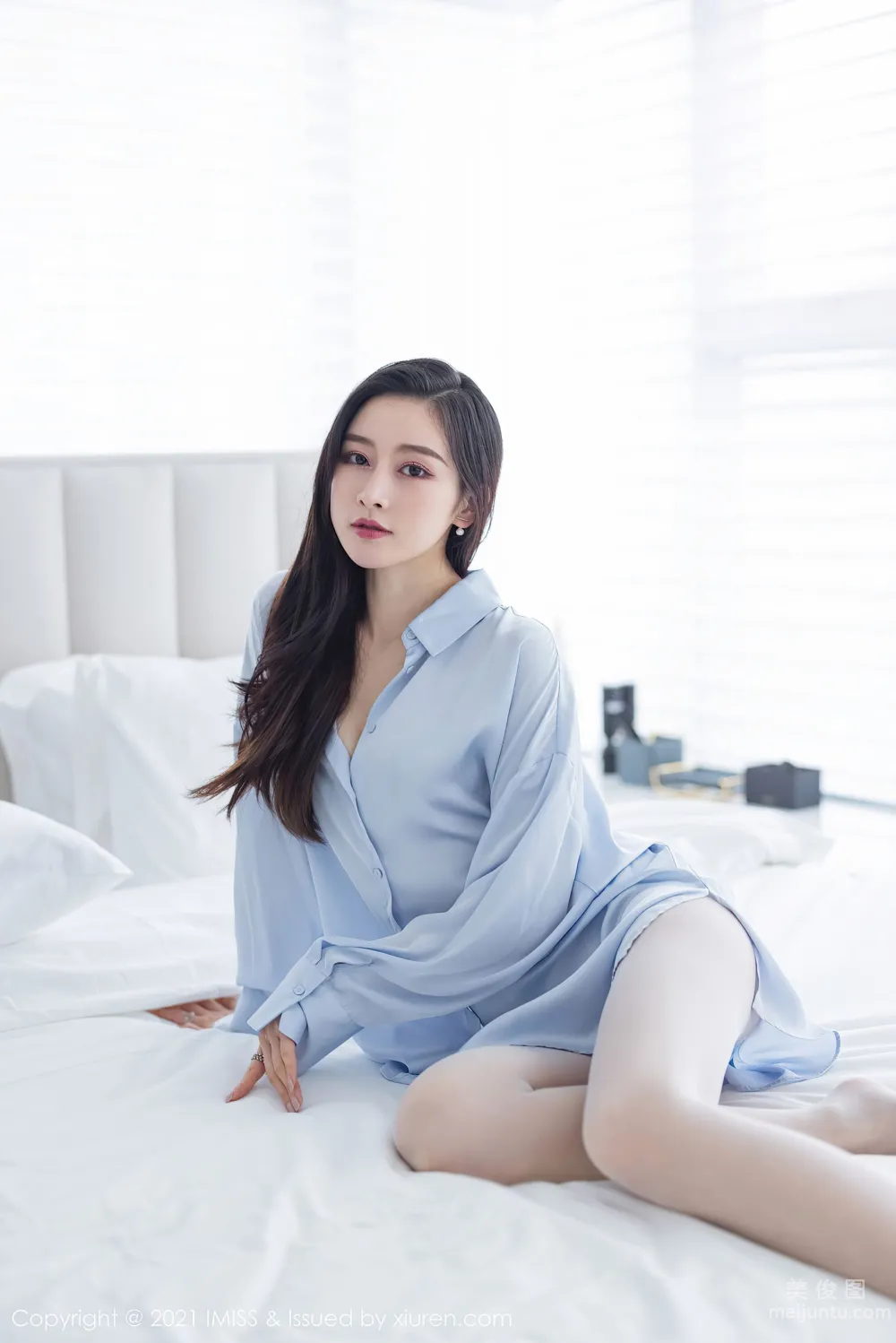 [愛蜜社IMiss] Vol.614 Vanessa - 大号的淺藍色襯衫 11