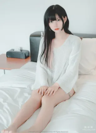 [PURE MEDIA] Vol.086 - Hizzy 毛衣寫真