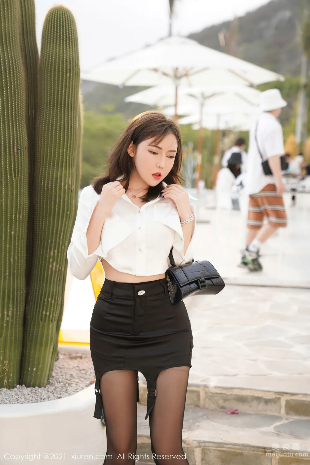 [XiuRen] No.3591 Menghanyao baby - White OL Capable and Straightforward Classic Workplace Professional Wear Series photo 8