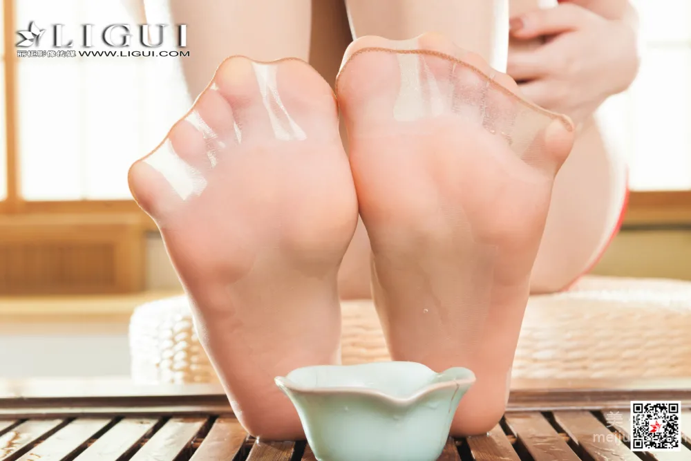 [Ligui] Model Xiao Qi 'Foot Fragrance and Silk Charm' Photo Set photo 10
