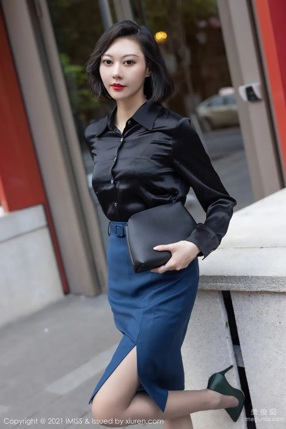 [IMISS] Vol.615 Yixuan, Elegant Graceful Figure and Classic OL Attire photo 8