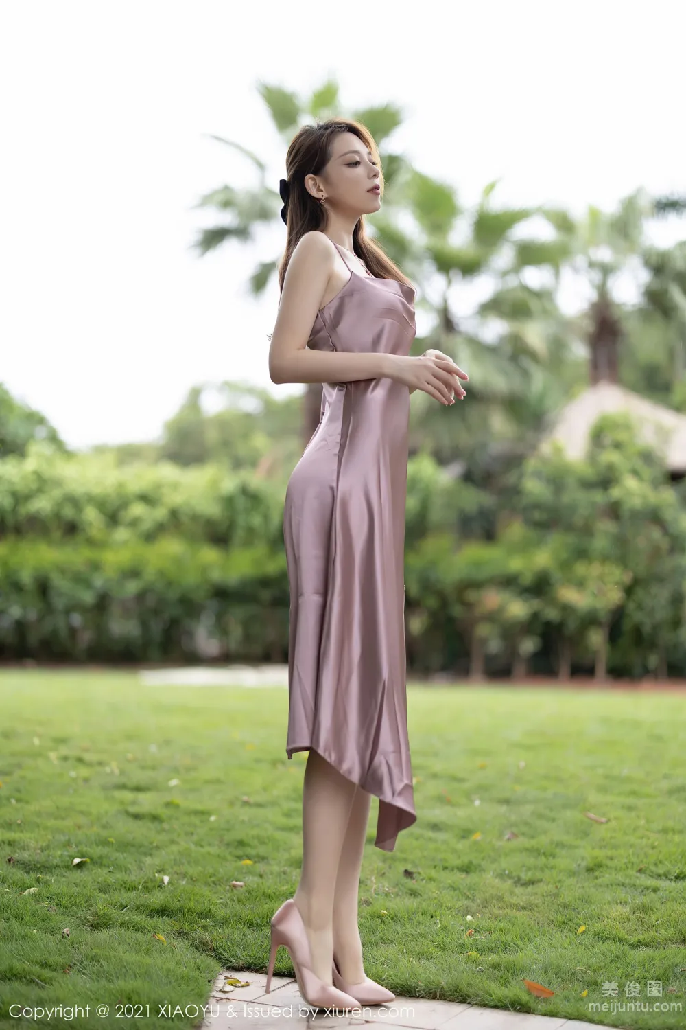 [语画界XIAOYU] Vol.571 言沫 - 一袭典雅多姿的吊裙1