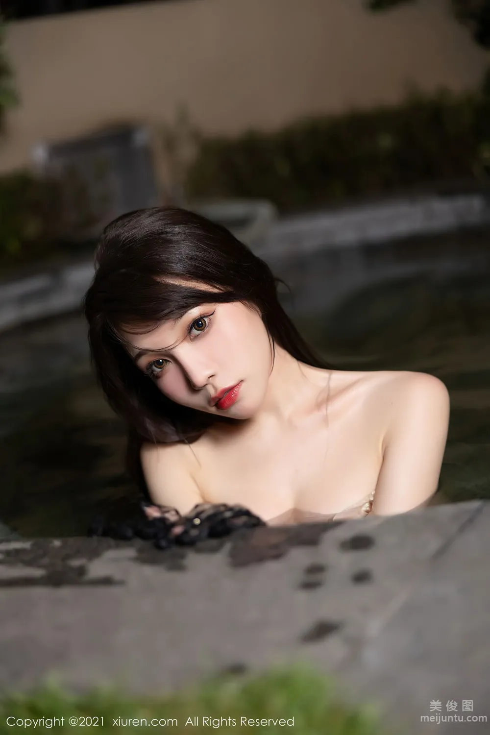 [XiuRen] No.3675 Zhizhi Booty, Extremely Charming and Varied Alluring Outfits photo 69