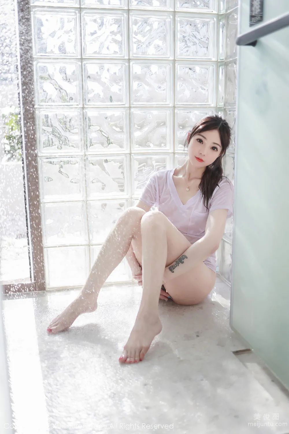 [XiuRen] No.3637 She Beila bella - Tight Sexy Sportswear and Bathroom Series photo 5