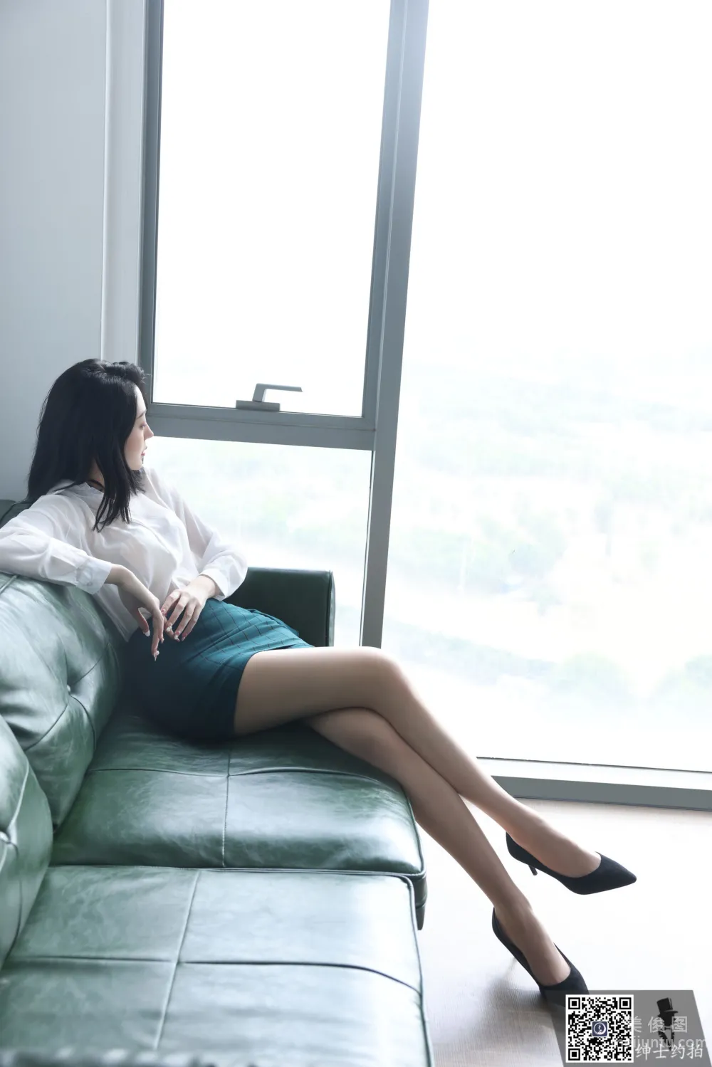 [紳士約拍] SS011 依婷 肉絲美腿寫真套圖 7