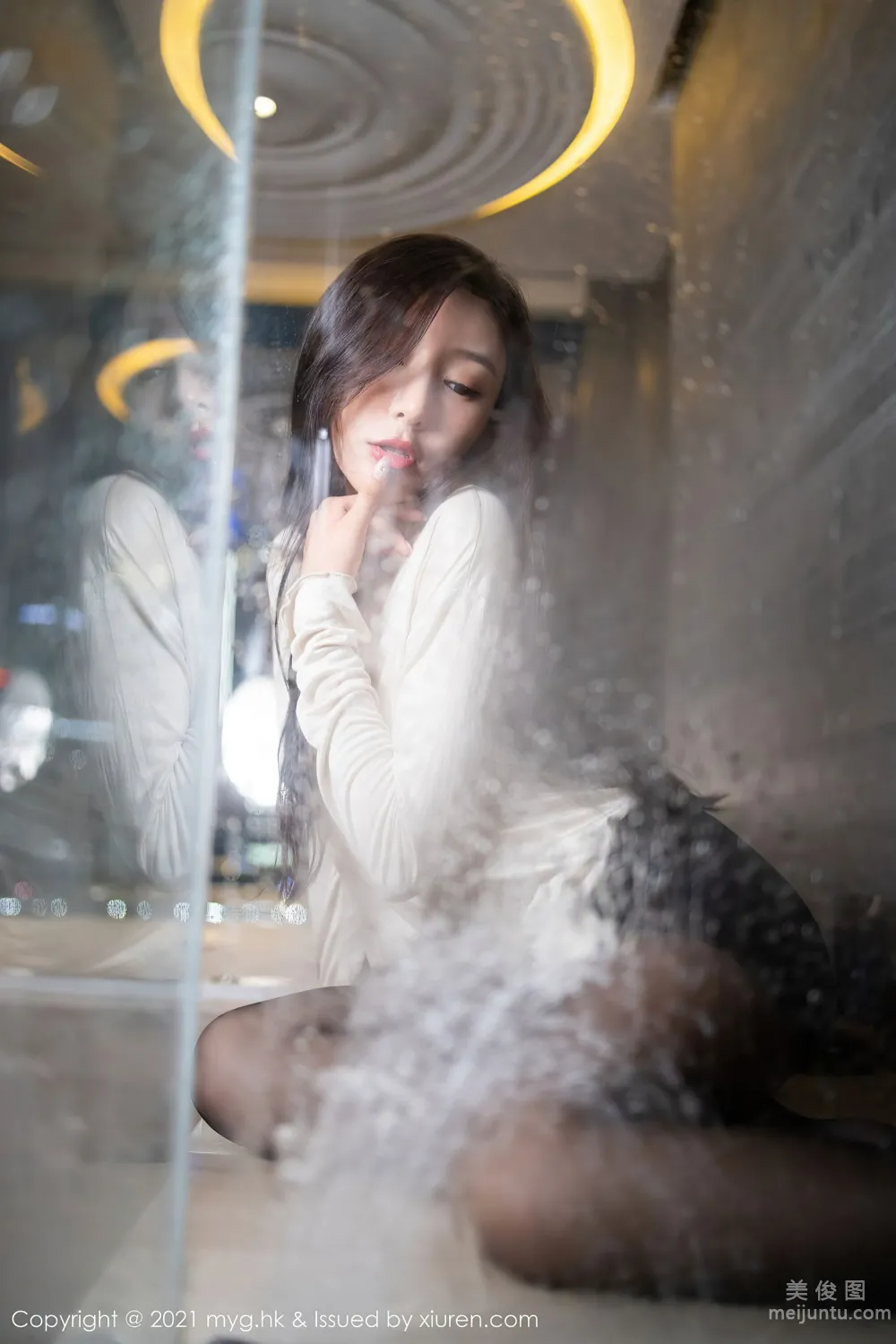 [美媛馆MyGirl] Vol.555 王馨瑶yanni - 淋漓动人的浴室花瓣浴系列35