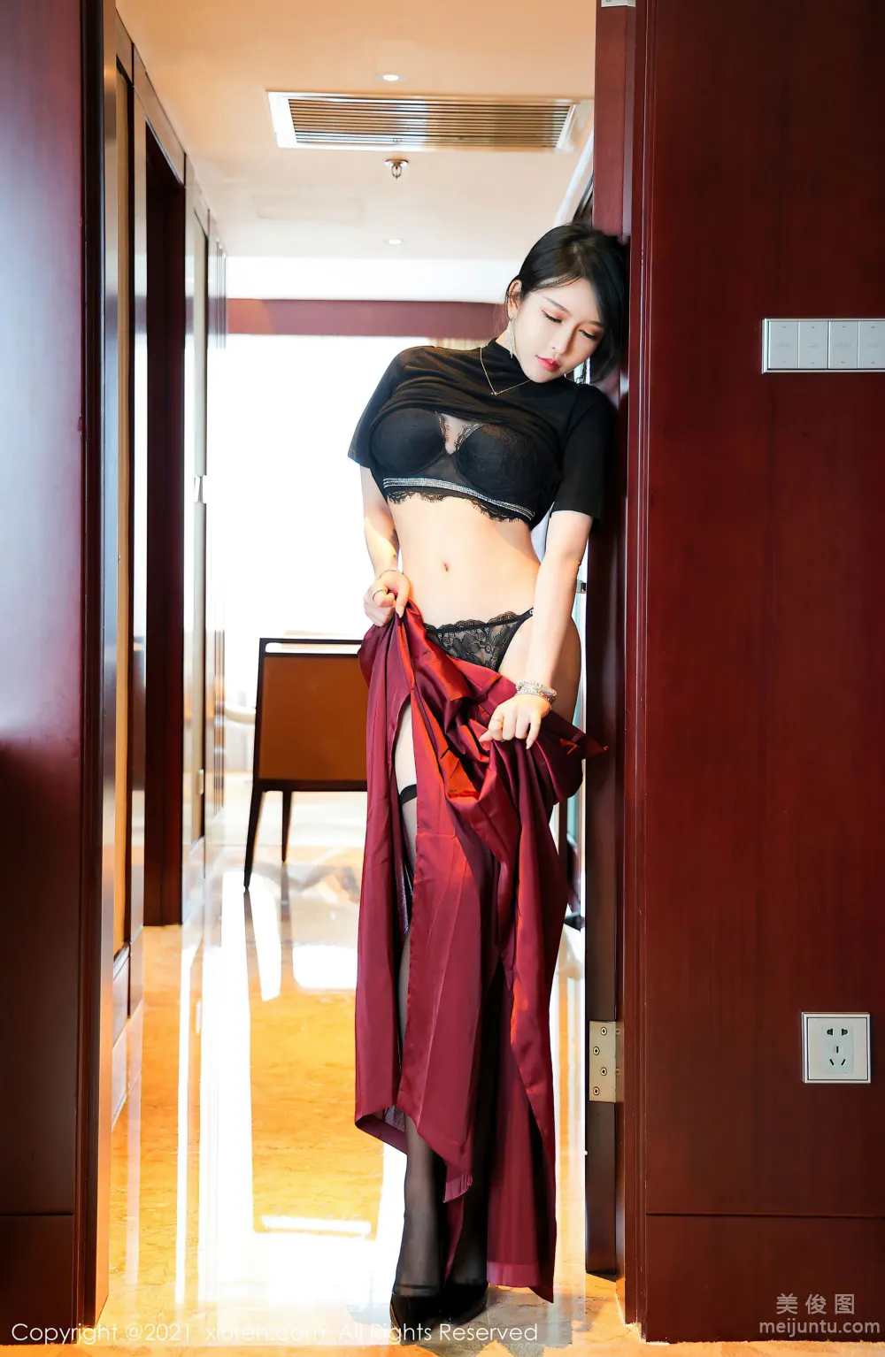 [XiuRen] No.3641 Yutu miki, Graceful and Charming Posture, Alluring Charm photo 24