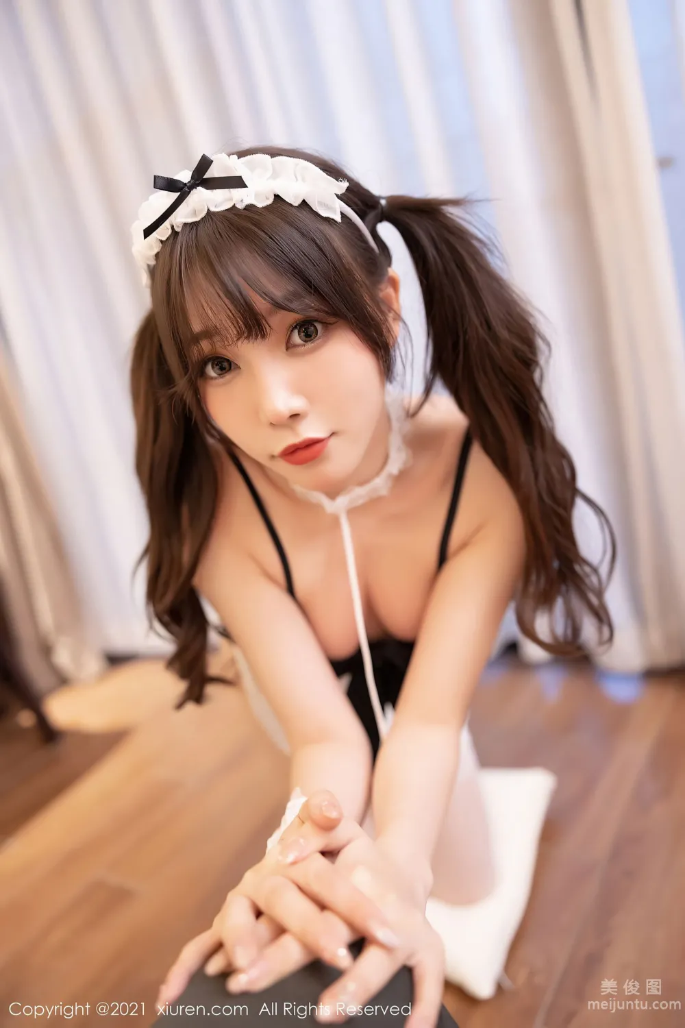 [XiuRen] No.3643 Zhizhi Booty, Maid Theme Series photo 53