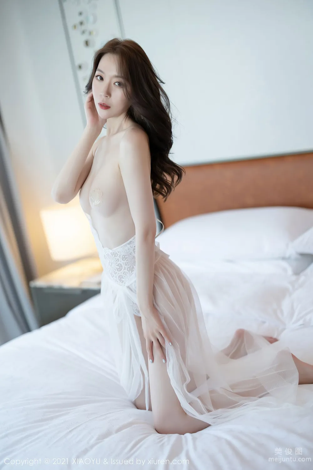 [XIAOYU] Vol.570 Meng Xinyue, Exquisite and Charming Cutout Slip Dress photo 50
