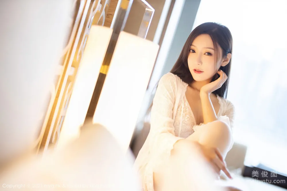 [MyGirl] Vol.564 Yanni Wang - Exquisite and Charming White Dress photo 14