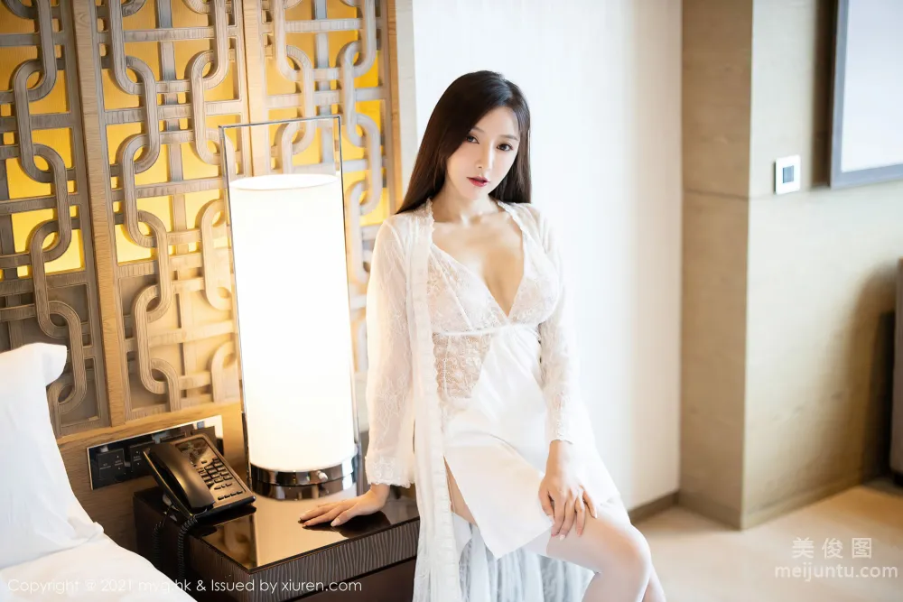 [MyGirl] Vol.564 Yanni Wang - Exquisite and Charming White Dress photo 7
