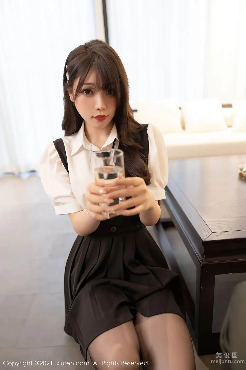 [XiuRen] No.3643 Zhizhi Booty, Maid Theme Series photo 13