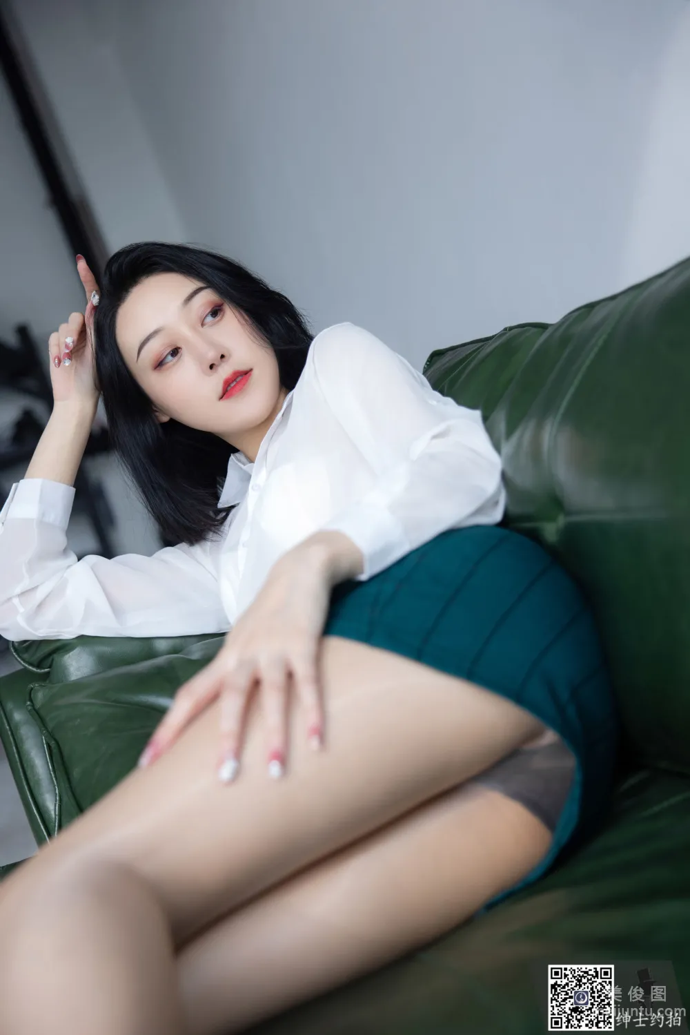 [紳士約拍] SS011 依婷 肉絲美腿寫真套圖 48