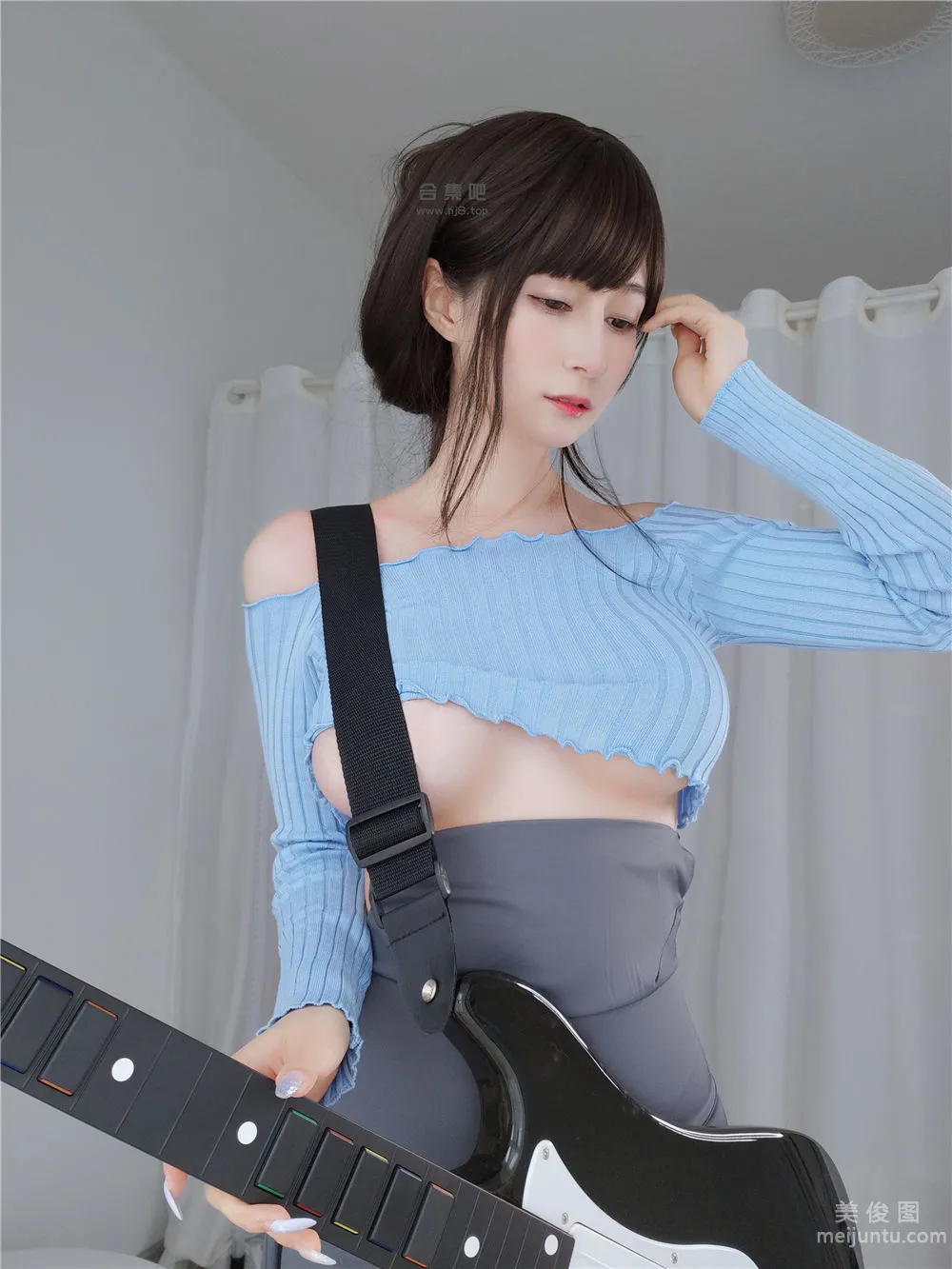 [Web Idols COSER Photos] Baiyin - Guitar Sister photo 12