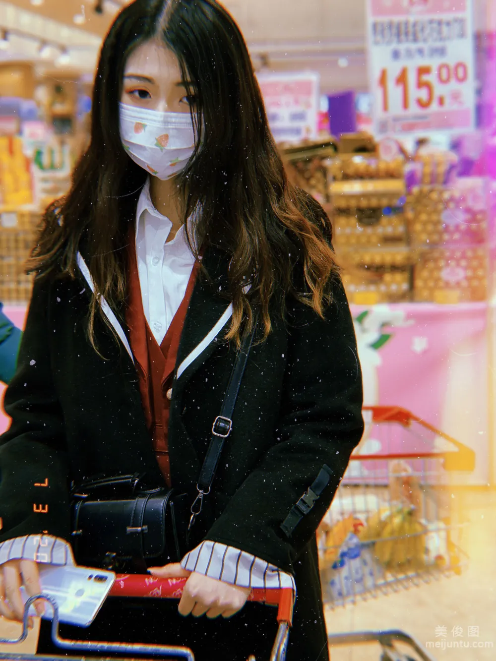 [网红COSER写真] 一米八的大梨子 - 冬日女友 套图1