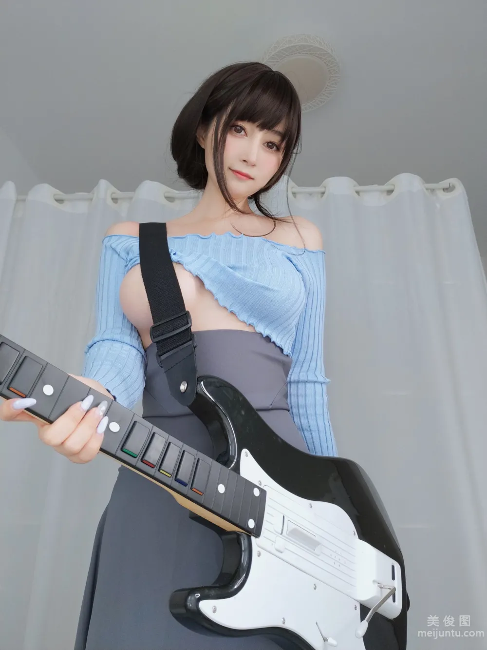 [Web Idols COSER Photos] Baiyin - Guitar Sister photo 40