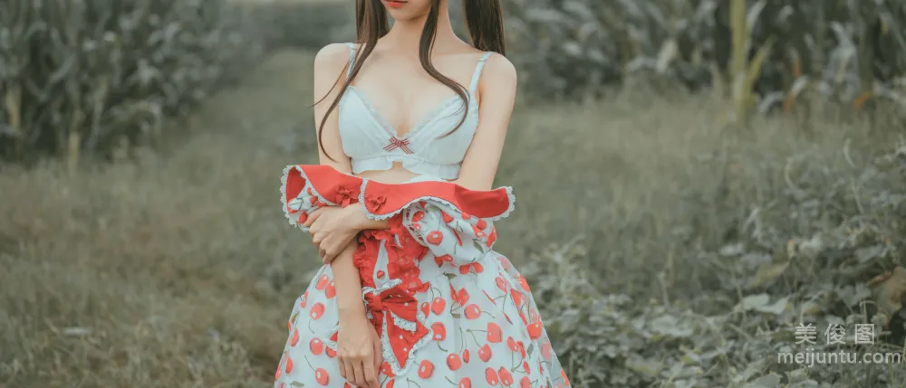 Chun Momo: Web Idols photo 35