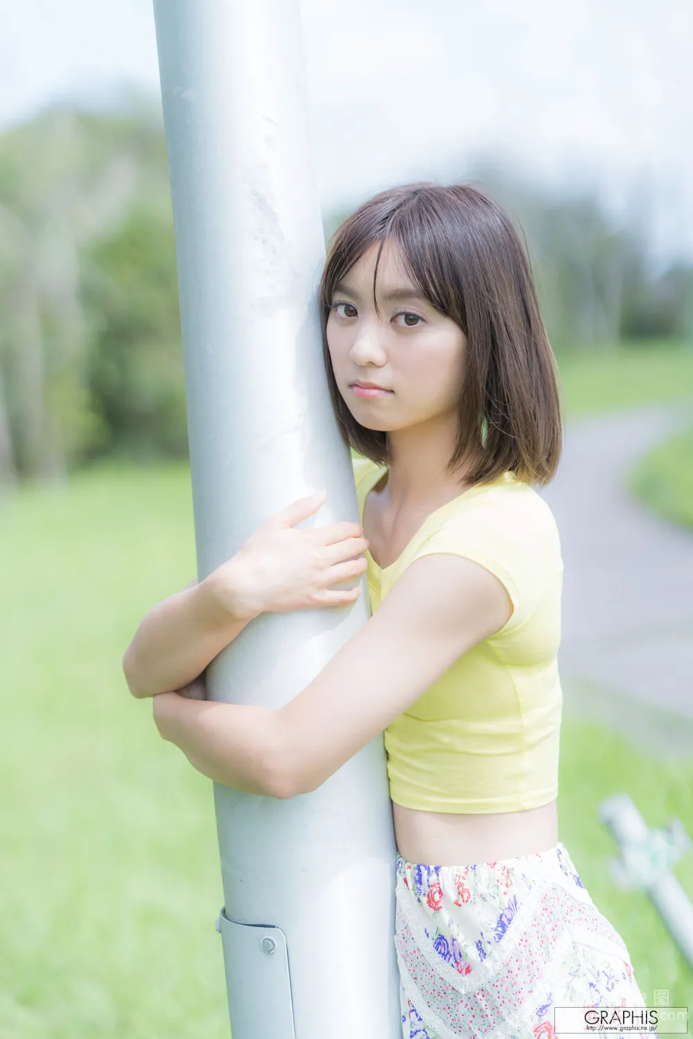 Suzu Monami: Graphis photo 4