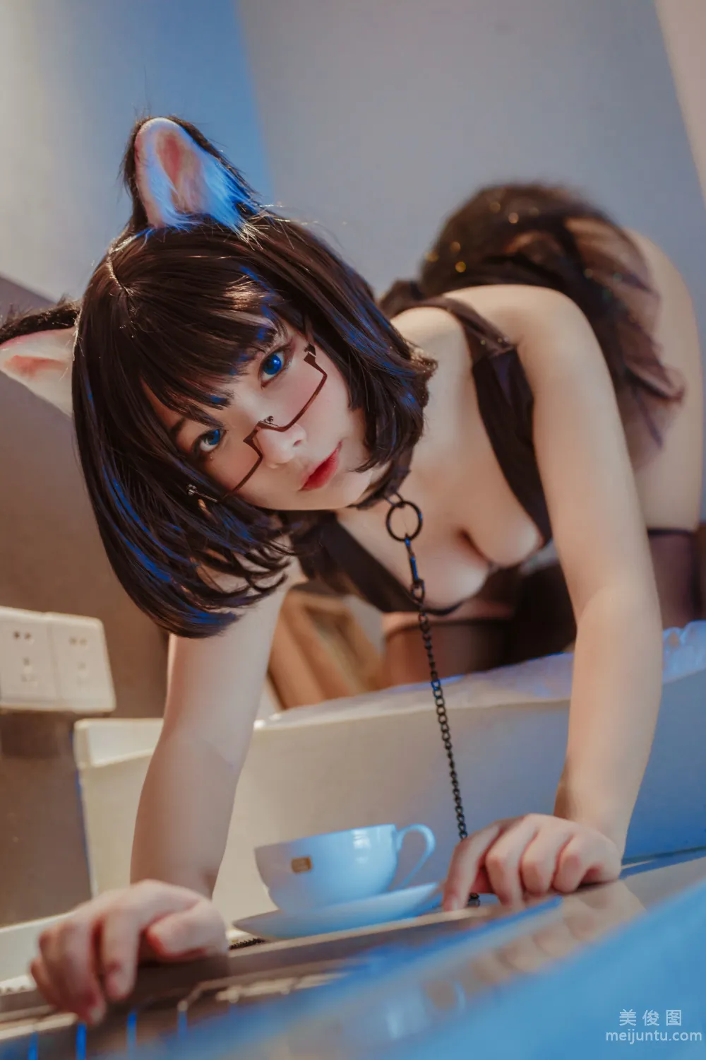 [Web Idol COSER Photo] yuuhui Yuhui - Cat Head Black Dress Set photo 2