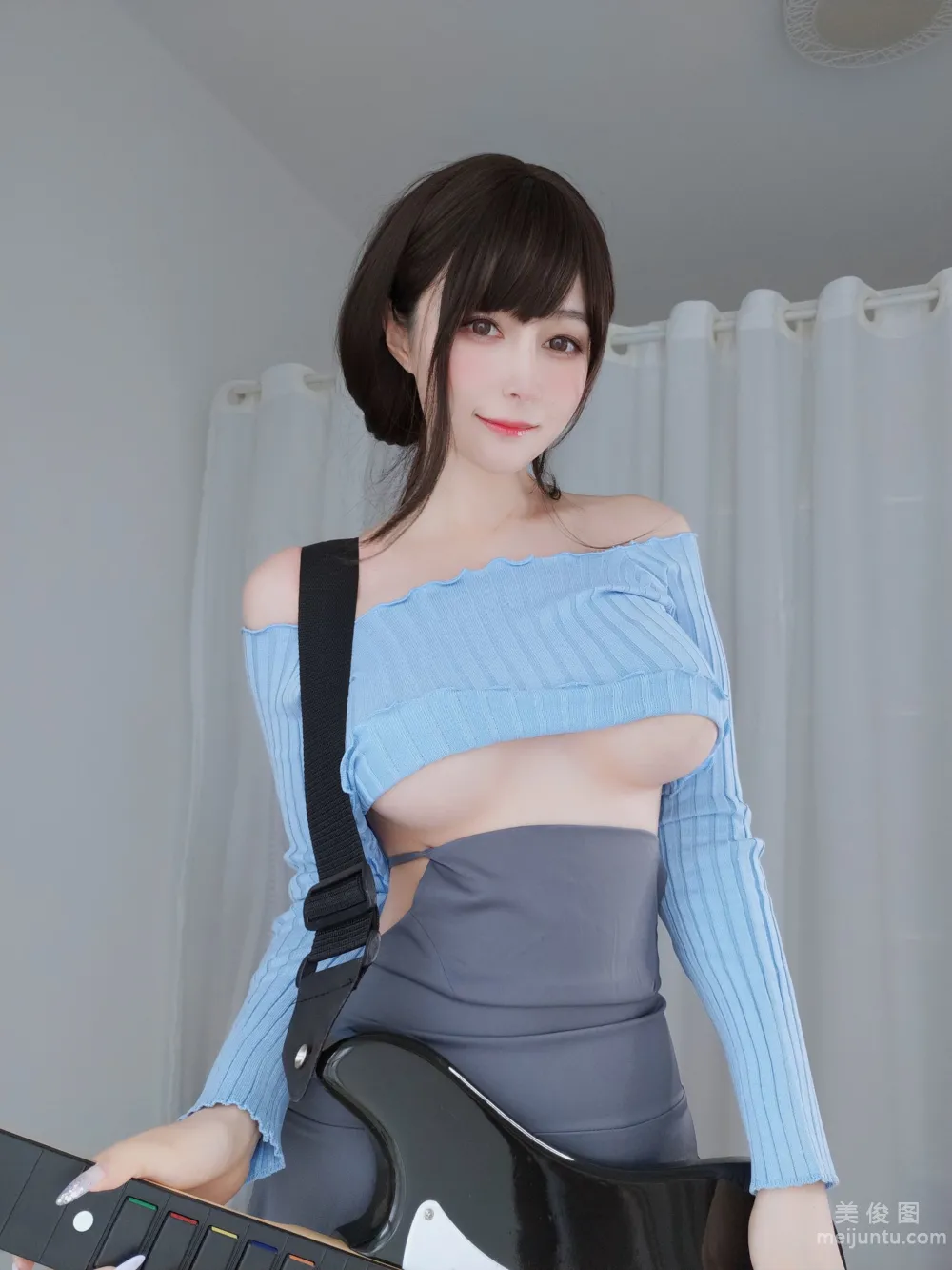[Web Idols COSER Photos] Baiyin - Guitar Sister photo 6